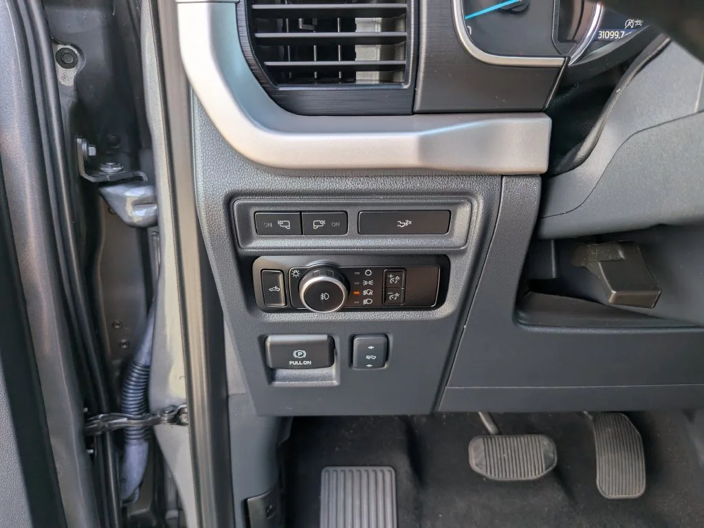 Used 2023 Antimatter Blue Metallic Ford XLT image 32