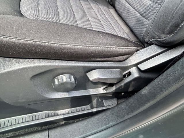 Used 2024 Green Ford SE image 16