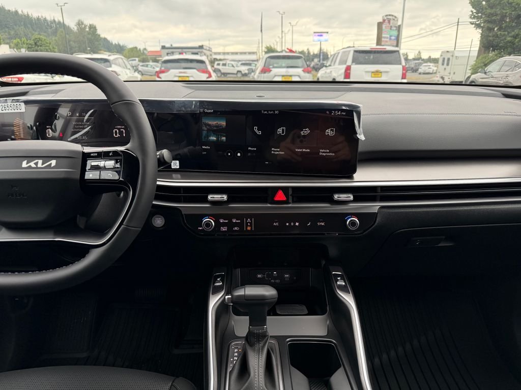 New 2026 Glacial White Pearl Kia S image 24