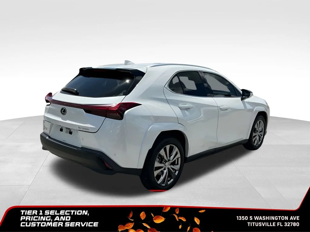 Used 2025 White Lexus 300h Premium image 9