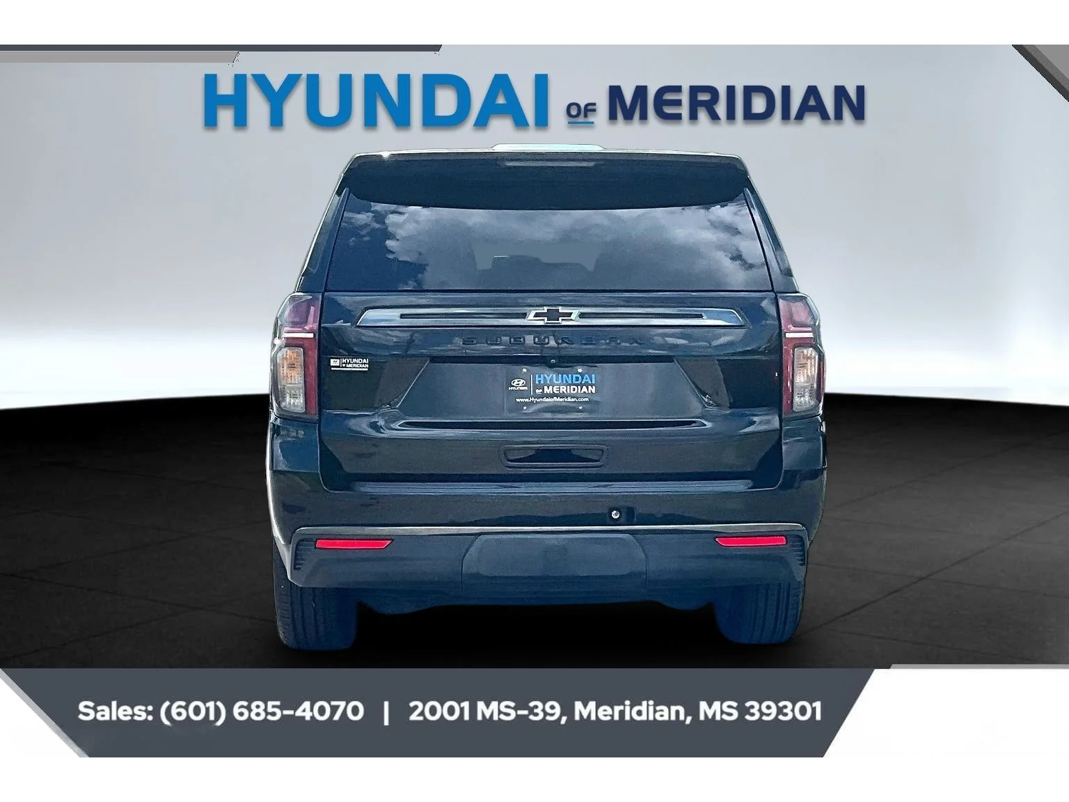 Used 2021 black Chevrolet Z71 image 4
