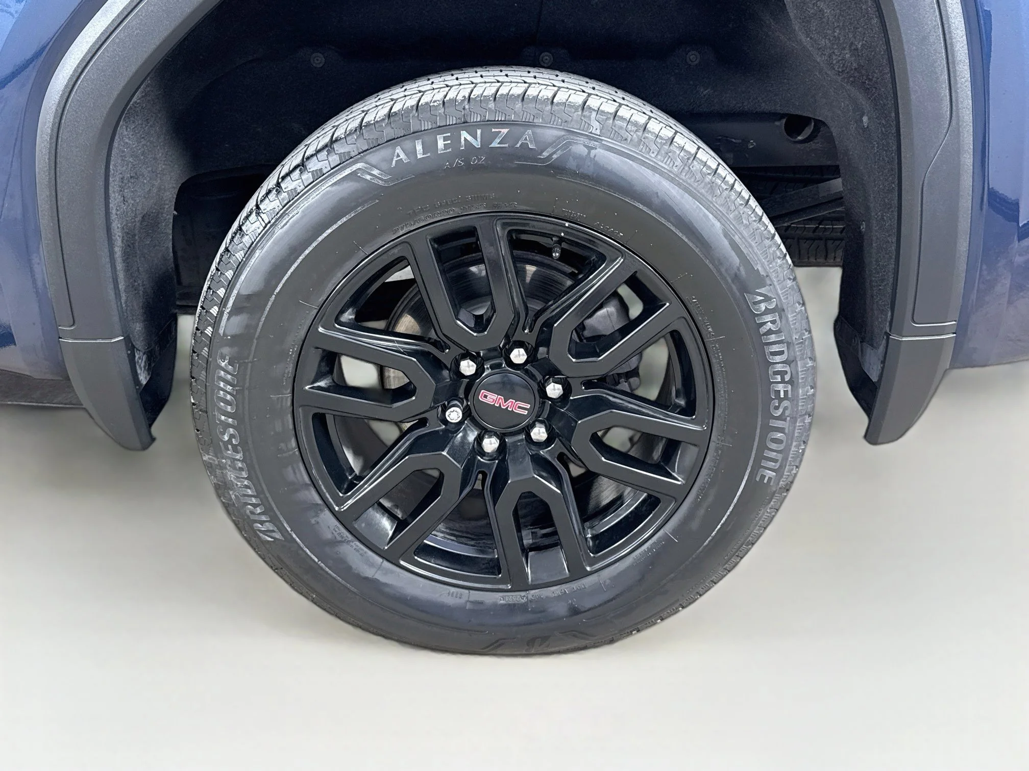 Used 2021 PACIFIC BLUE METALLIC GMC Elevation image 31