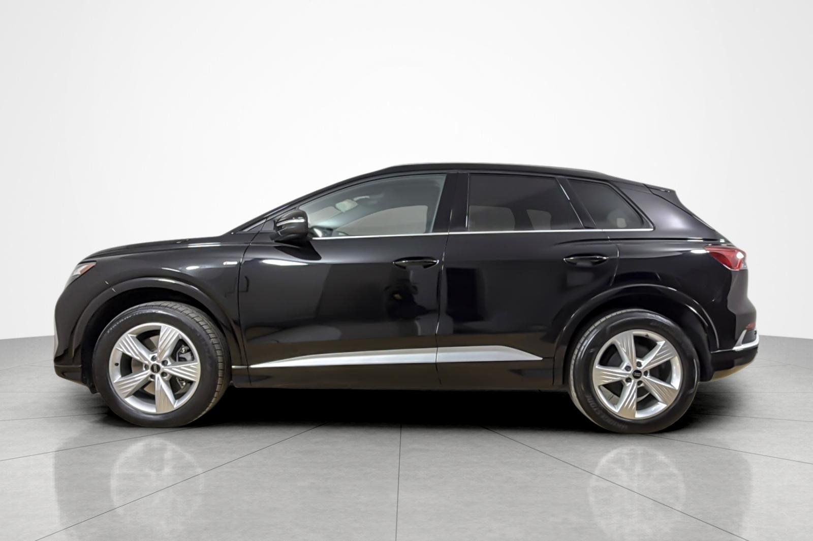 Certified Used 2023 Mythos Black Metallic Audi Premium 50 quattro image 2