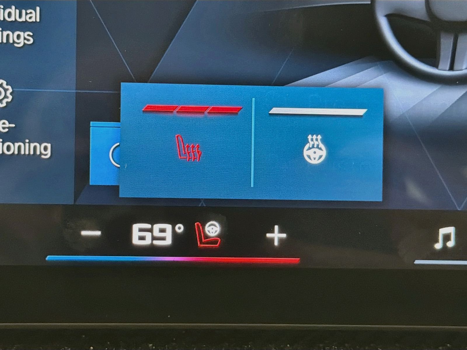 Certified Used 2025 Brooklyn Grey Metallic BMW Competition image 21