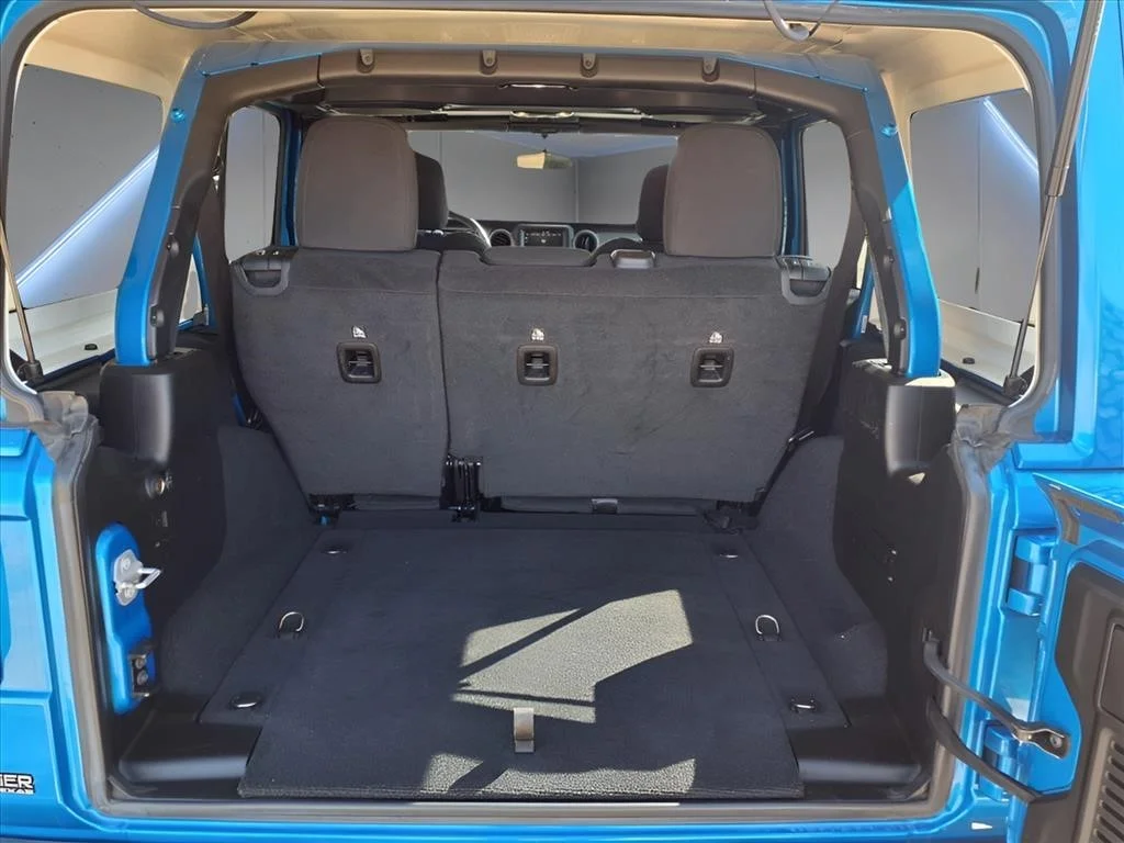 2022 Jeep Wrangler Unlimited High Tide - Photo 9