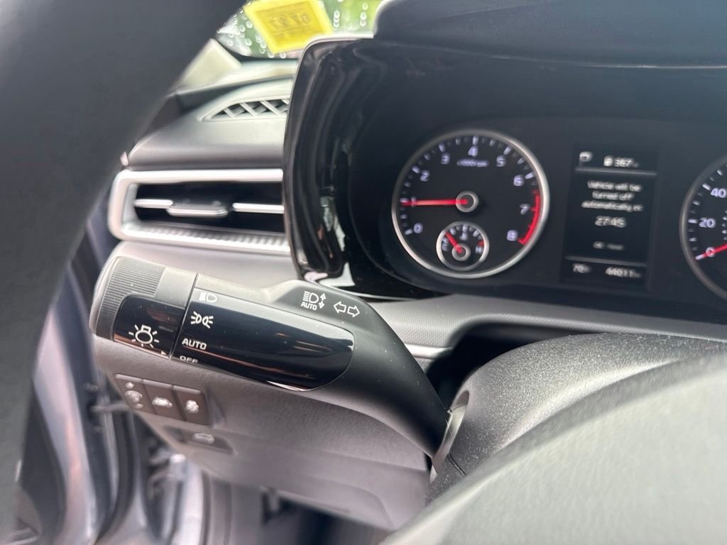 Used 2021 Silver Kia LXS image 25