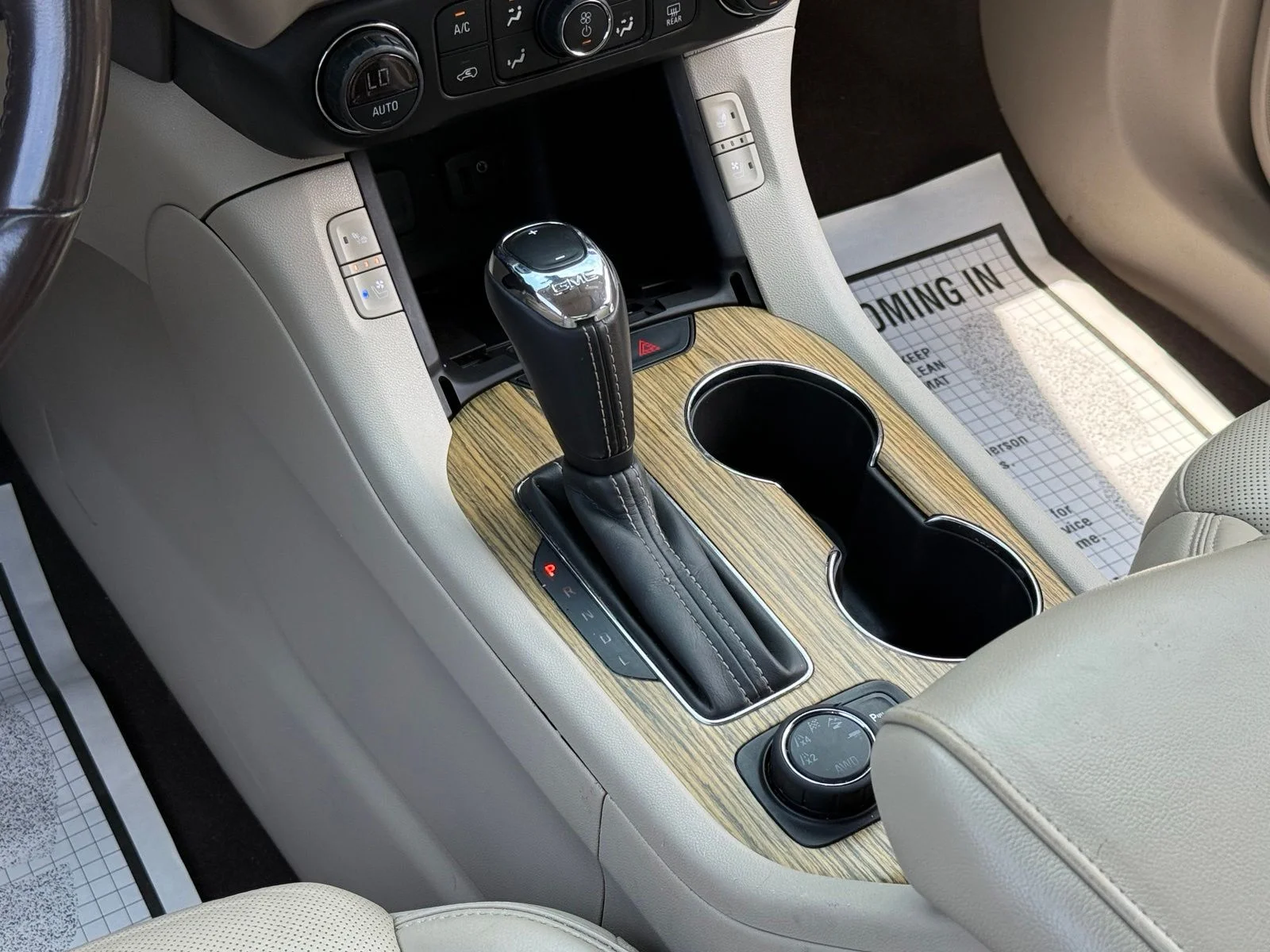 Used 2018 White GMC Denali image 19