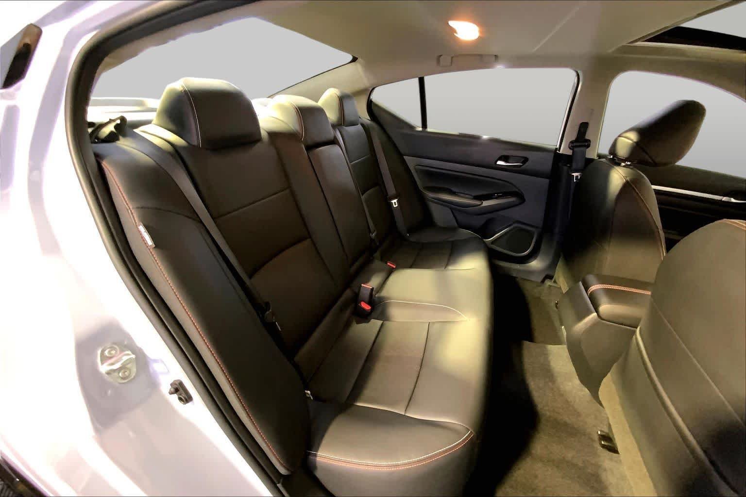 Used 2025 Gray Sky Pearl Nissan SR image 20
