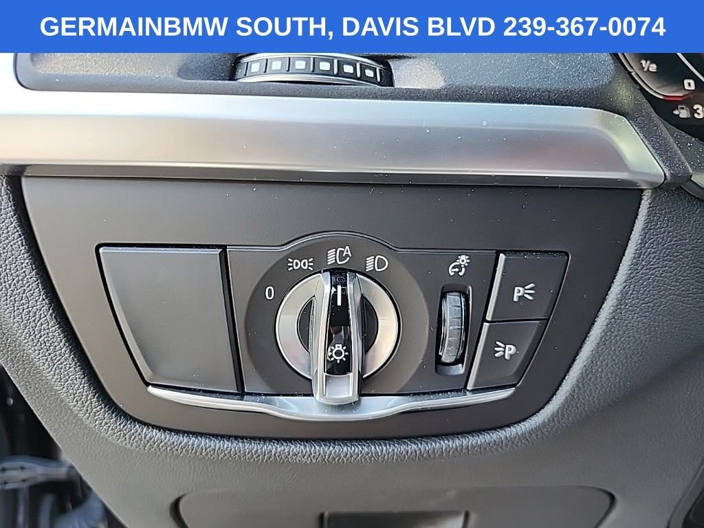 Used 2022 Dark Graphite BMW M40i image 17