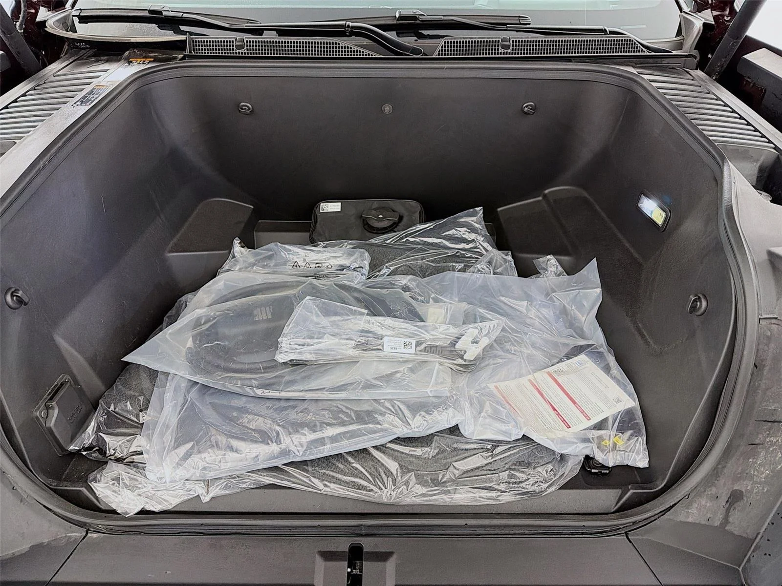 2025 GMC Sierra EV Denali - Photo 32