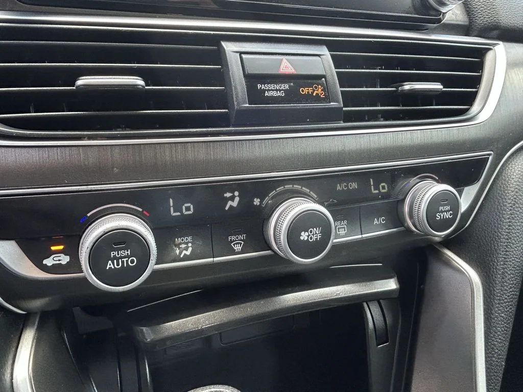 Used 2022 Silver Honda LX image 17