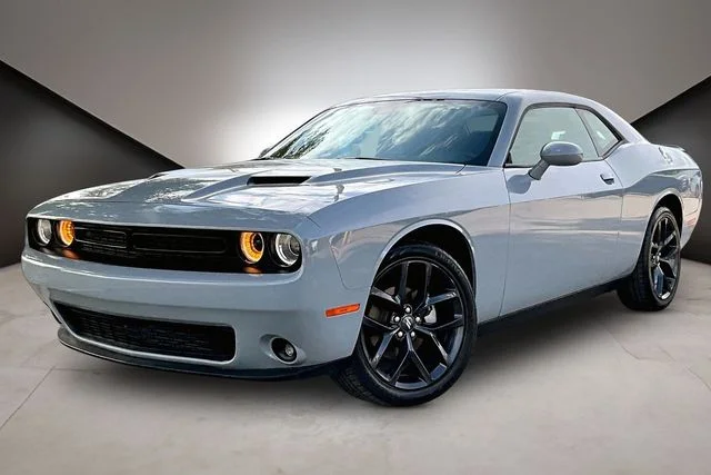2021 Dodge Challenger SXT