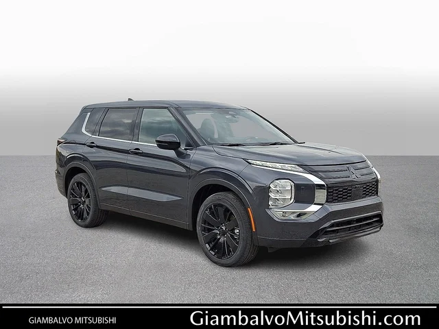 2026 Mitsubishi Outlander LE