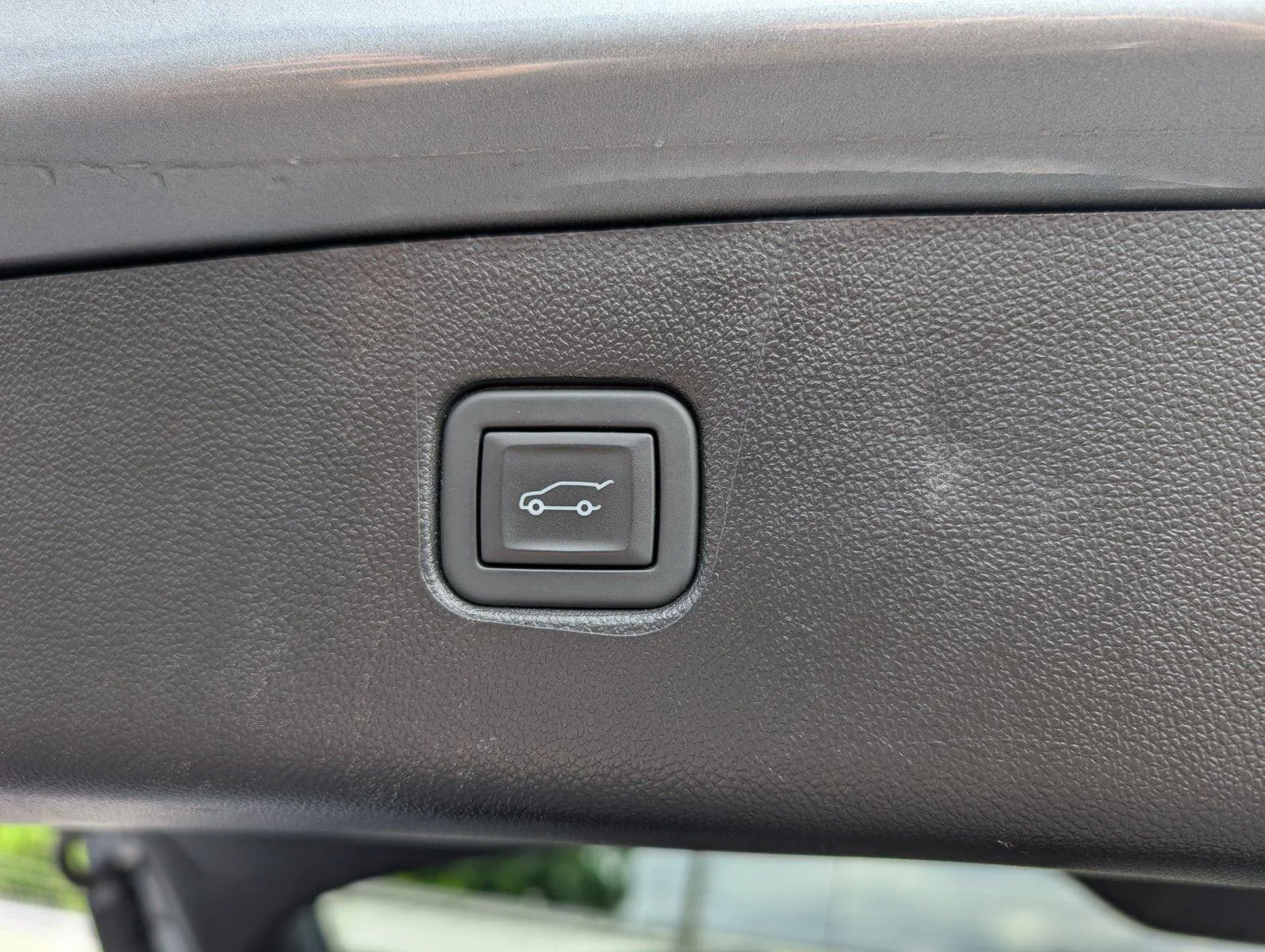 Used 2024 Sterling Gray Metallic Chevrolet 3LT image 34