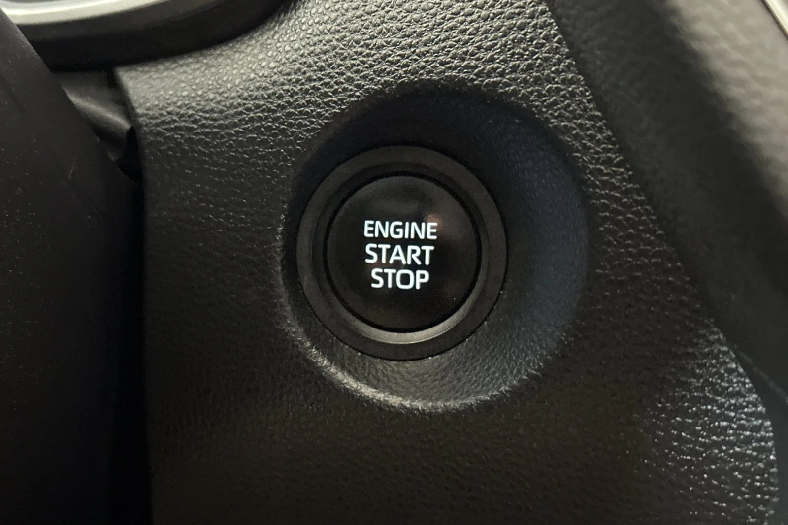 Used 2025 Beige Toyota XLE image 22