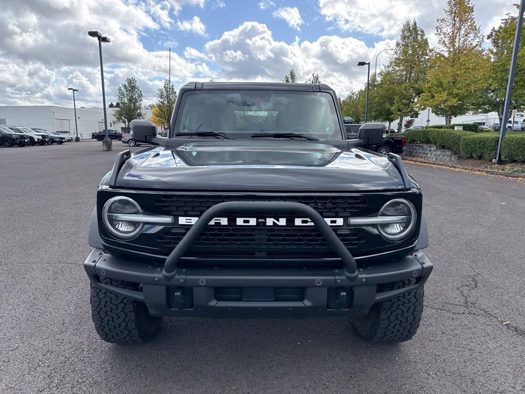 Used 2023 Shadow Black Ford Wildtrak image 2