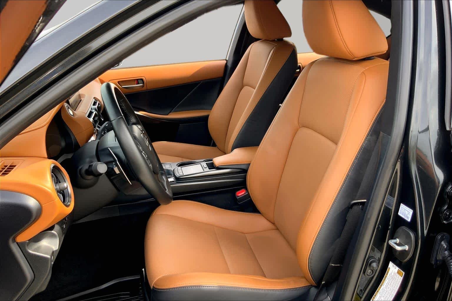 Pre-Owned 2025 Lexus IS 350 F SPORT Design