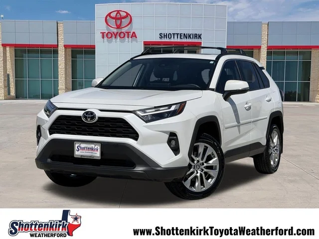 2024 Toyota RAV4 XLE Premium