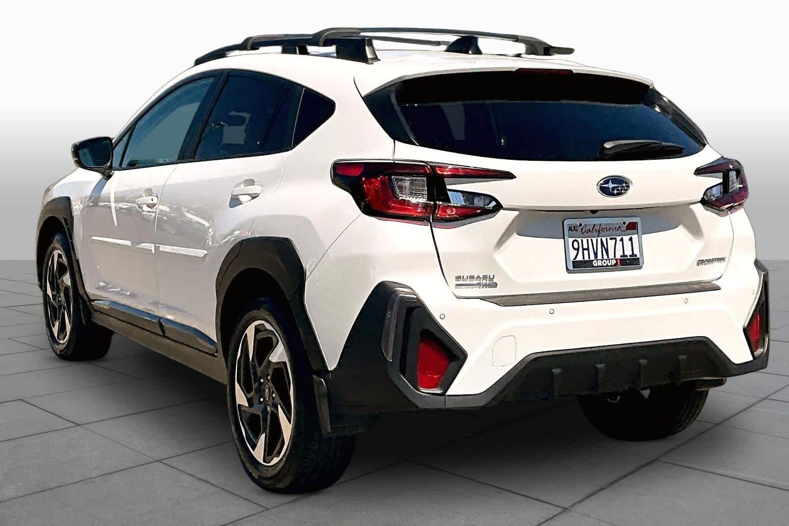 Used 2024 Crystal White Pearl Subaru Limited image 11