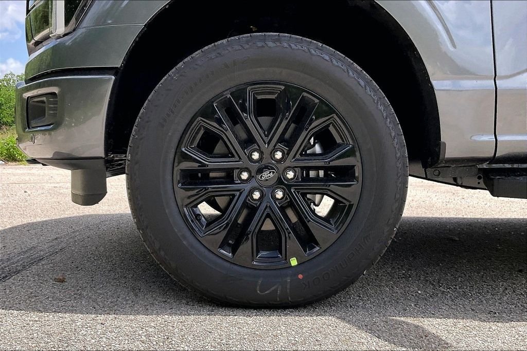 New 2026 Ford F-150 Lariat 4D SuperCrew