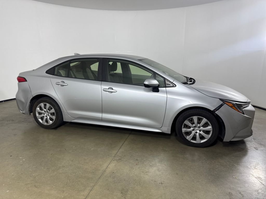 Used 2021 Silver Toyota LE image 3