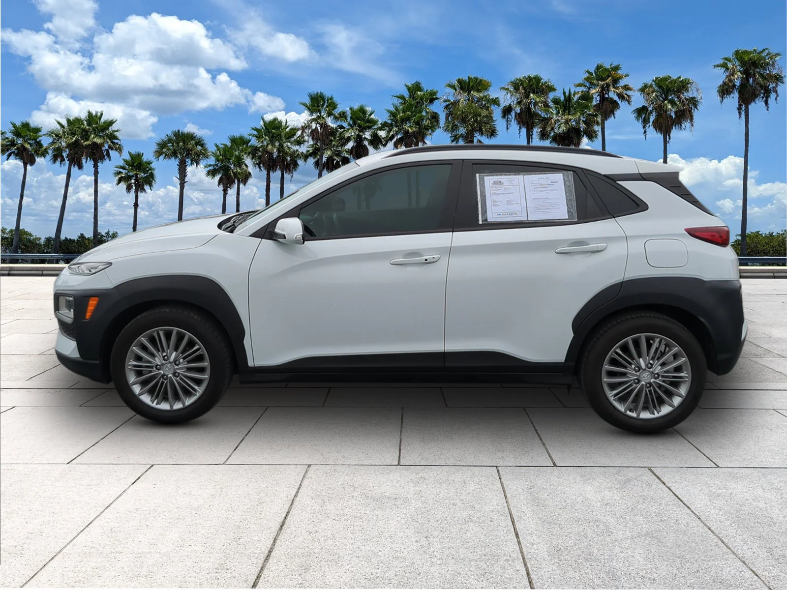 Certified Used 2021 Chalk White Hyundai SEL image 4