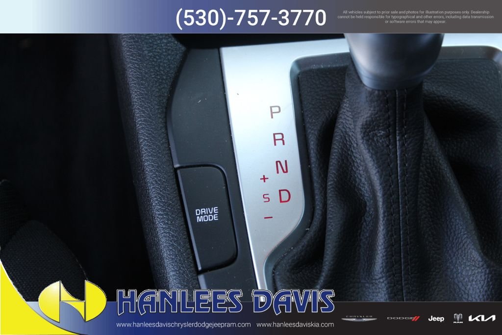 Used 2023 Red Kia LXS image 19