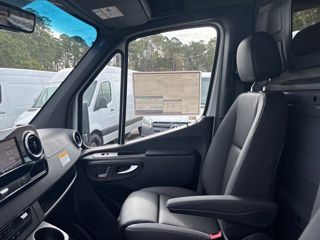 New 2026 White Mercedes-Benz Cargo 170 WB image 43