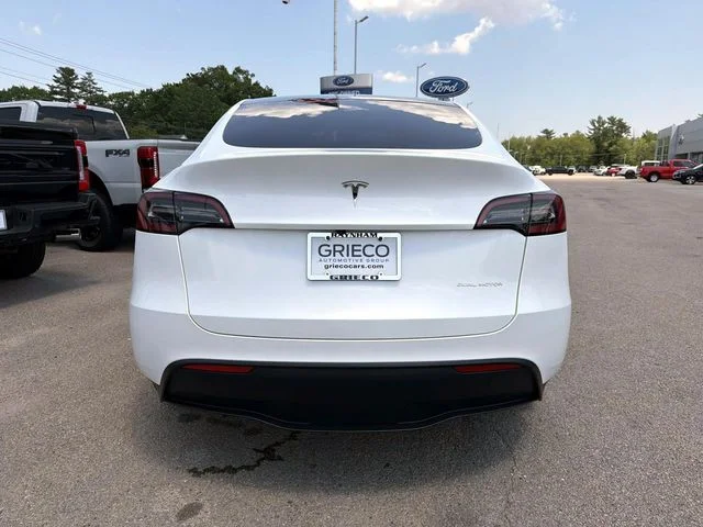 Used 2023 White Tesla Long Range image 4