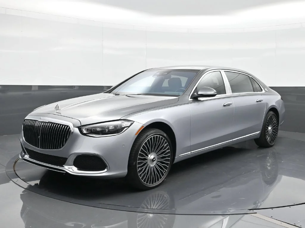 Used 2024 Silver Mercedes-Benz Maybach S 580 image 1