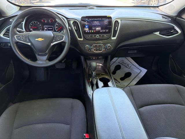 Used 2024 White Chevrolet LT image 22