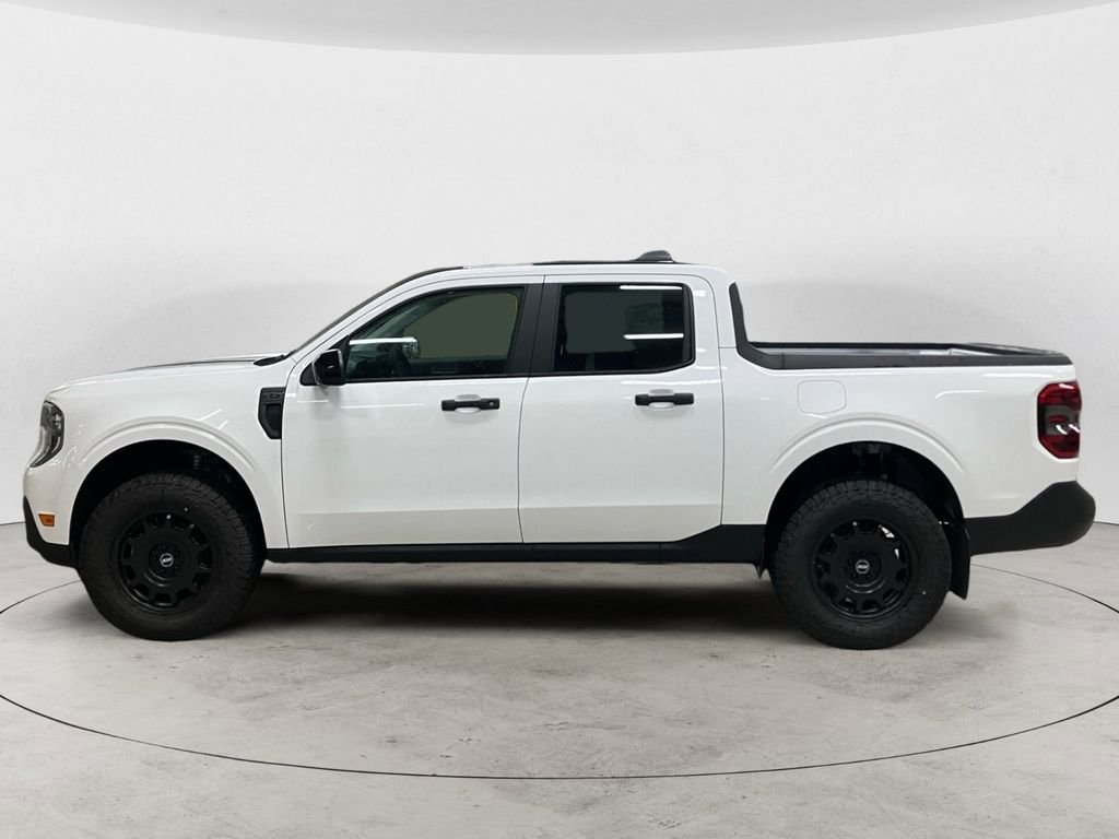 2025 Ford Maverick XLT - Photo 2