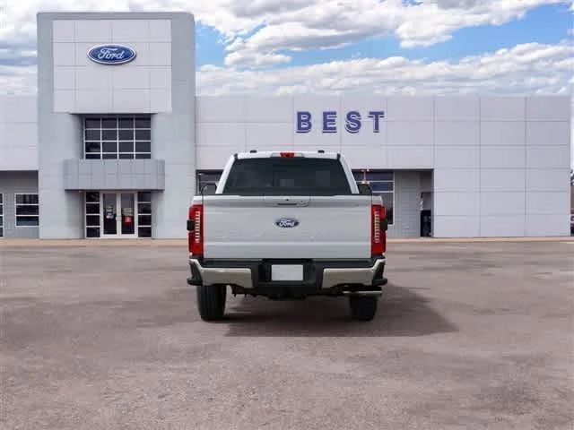New 2027 WHI Ford  image 4