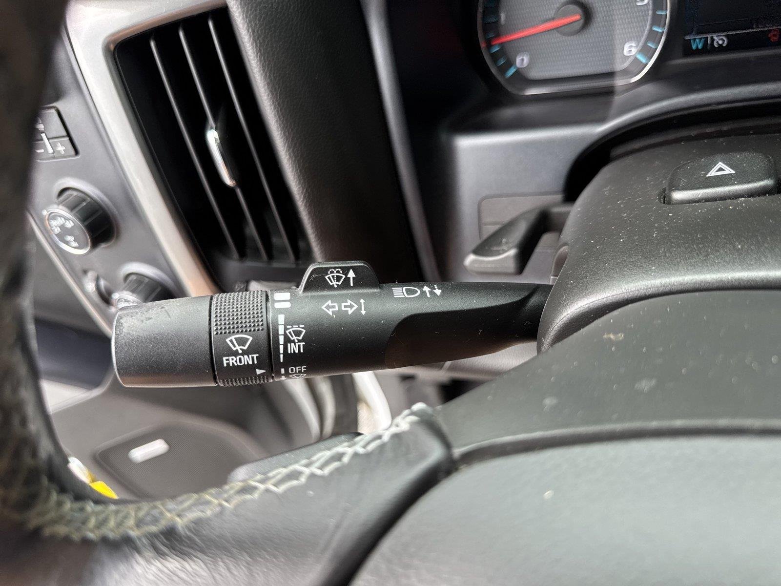 Used 2018 SUMMIT WHITE Chevrolet LT image 20