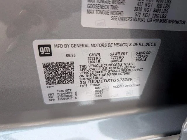 New 2026 Sterling Metallic GMC SLT image 30