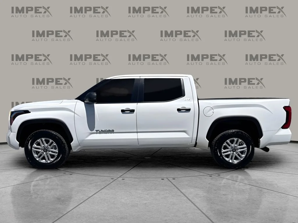Used 2025 White Toyota SR5 image 2