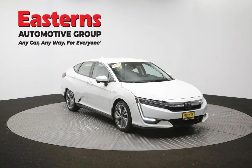 Used 2018 White Honda Touring image 48
