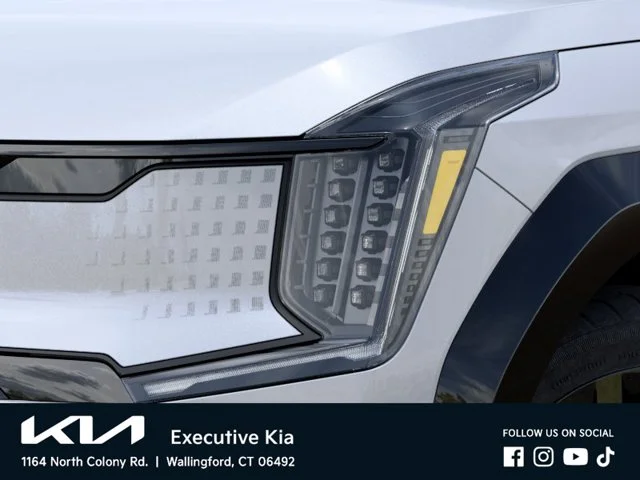New 2026 White Kia Land image 10