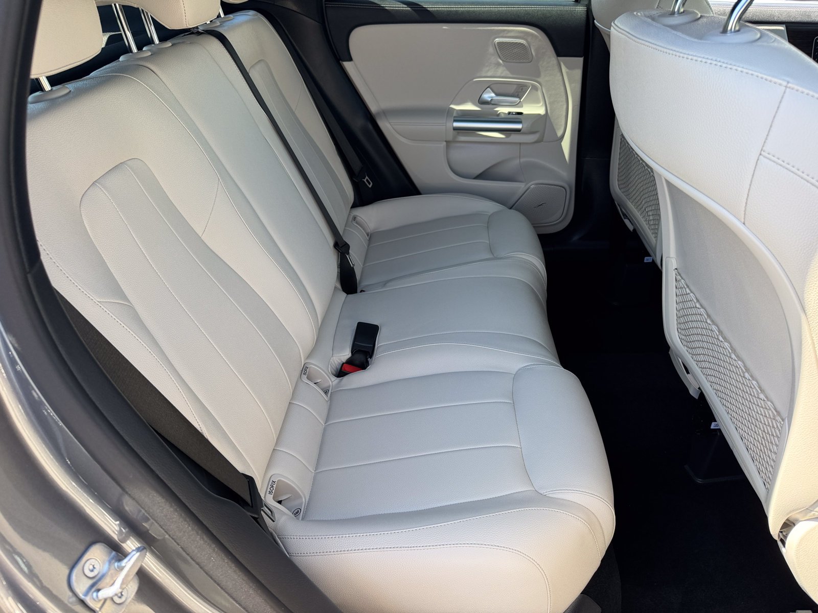 New 2026 Mountain Grey Metallic Mercedes-Benz GLA 250 image 5