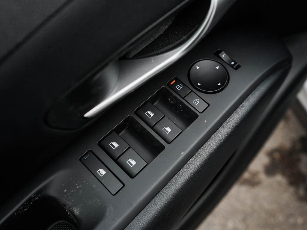 New 2026 Ash Black Hyundai SEL Convenience AWD image 43