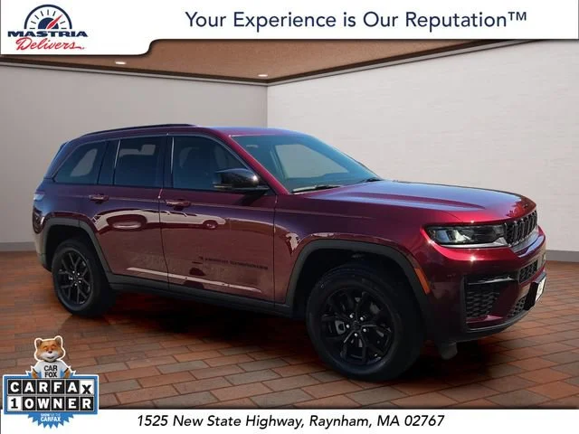 2026 Jeep Grand Cherokee Laredo Altitude