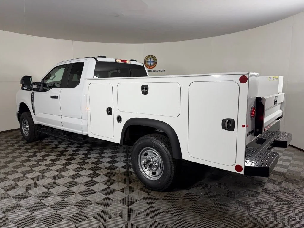 New 2026 Oxford White Ford F-250® XL image 20
