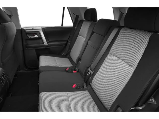 Used 2015 Magnetic Gray Metallic Toyota SR5 image 18