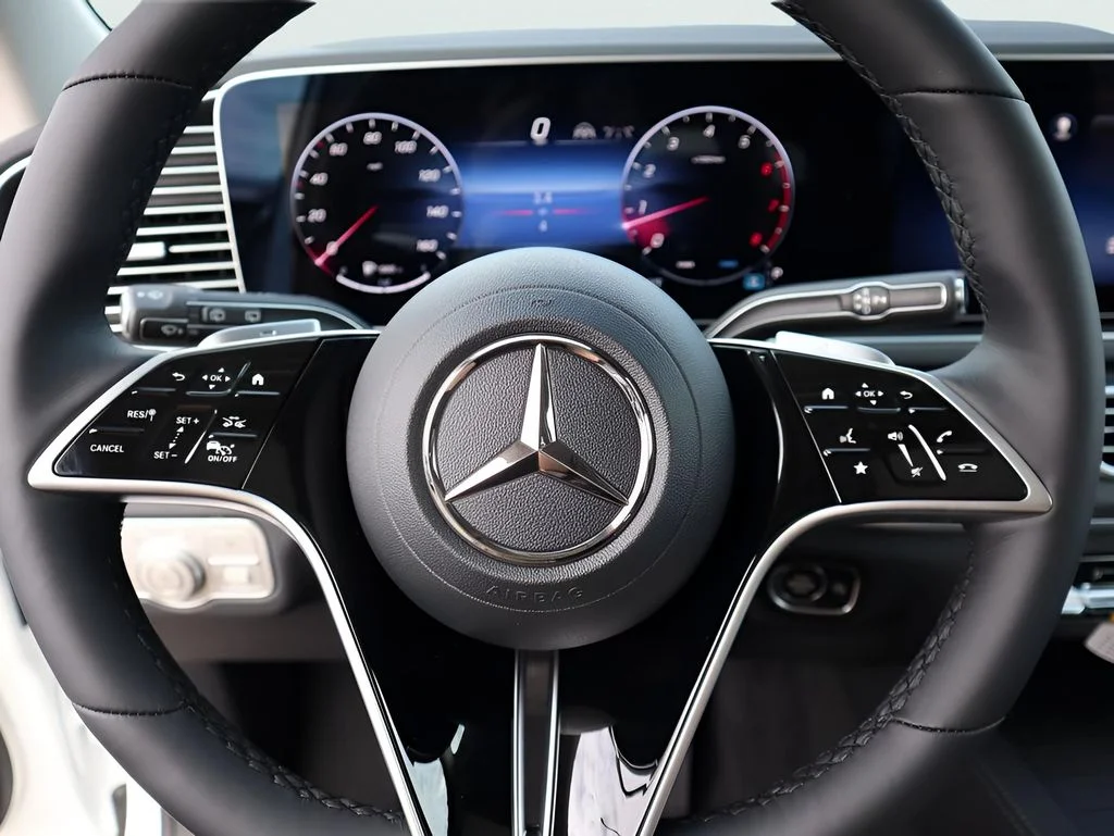 New 2026 Polar White Mercedes-Benz GLE 450 image 37