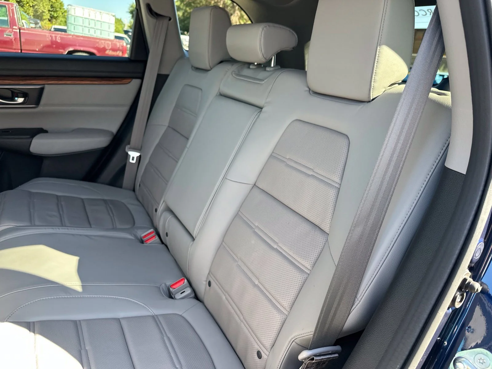 Used 2017 Blue Honda EX-L image 22
