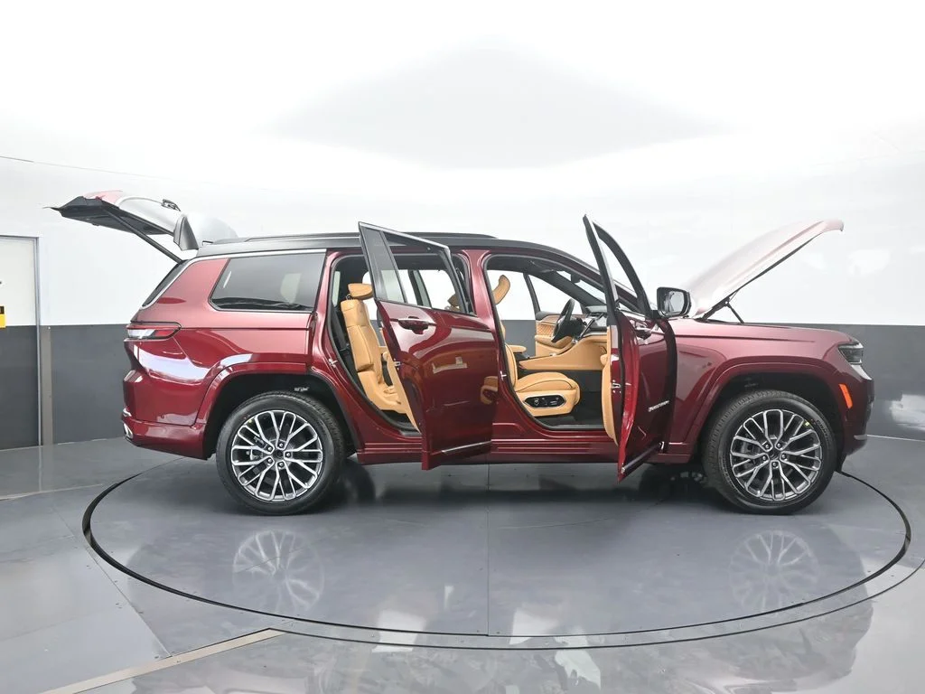 New 2025 Velvet Red Pearlcoat Jeep Summit image 80