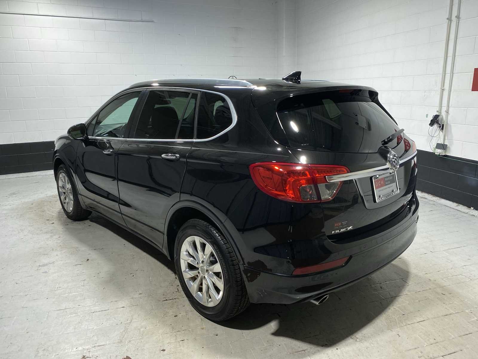 Used 2017 Ebony Twilight Metallic Buick Essence image 4