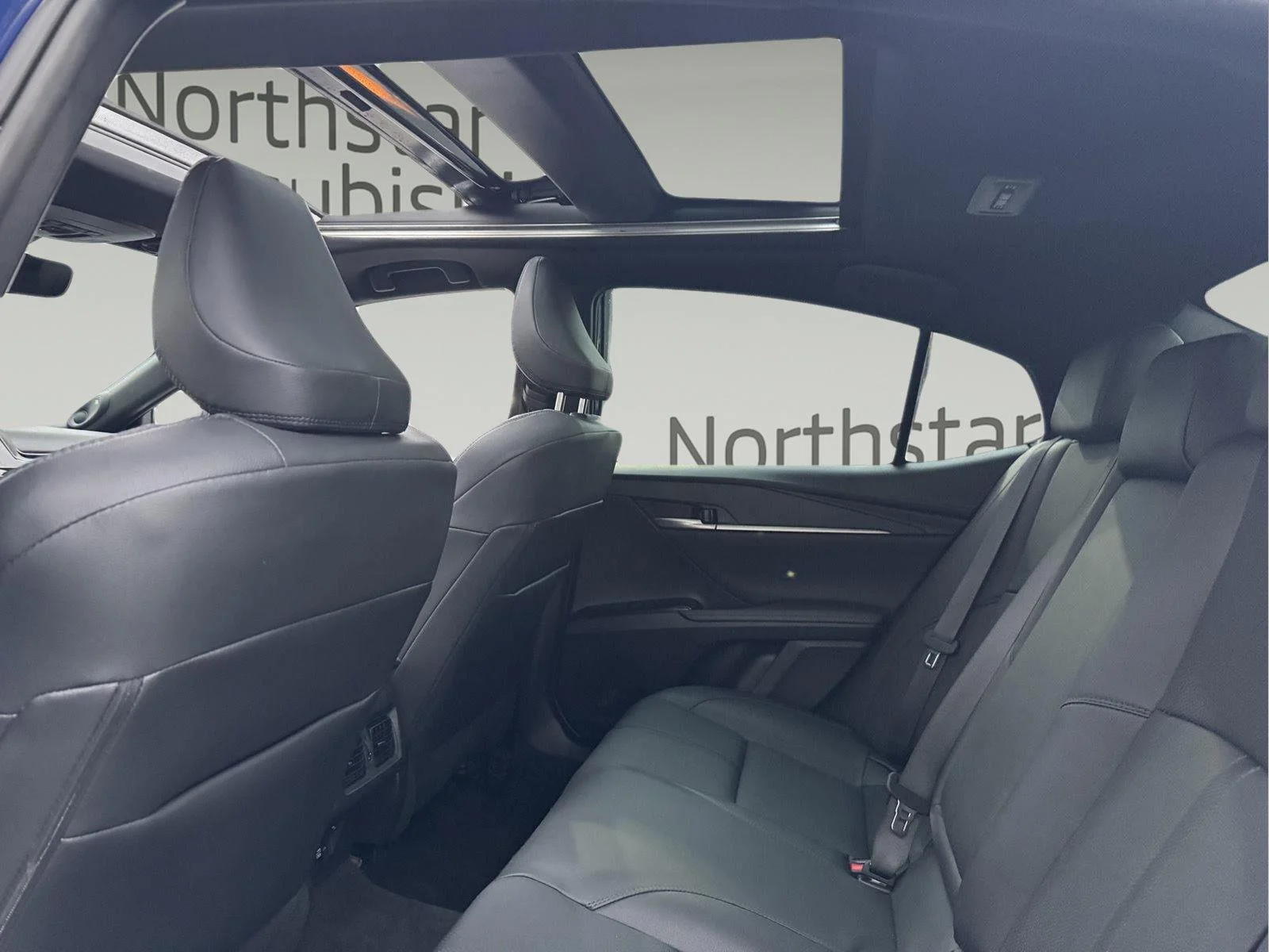 Used 2025 Reservoir Blue Toyota XSE image 27