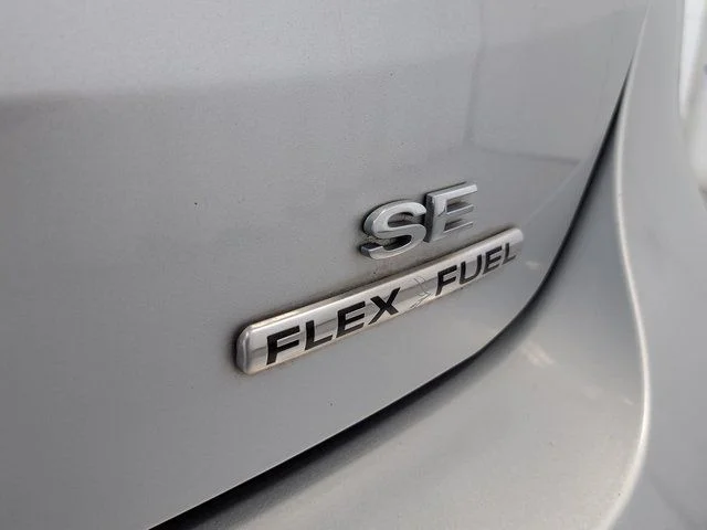Used 2016 Silver Ford SE image 24