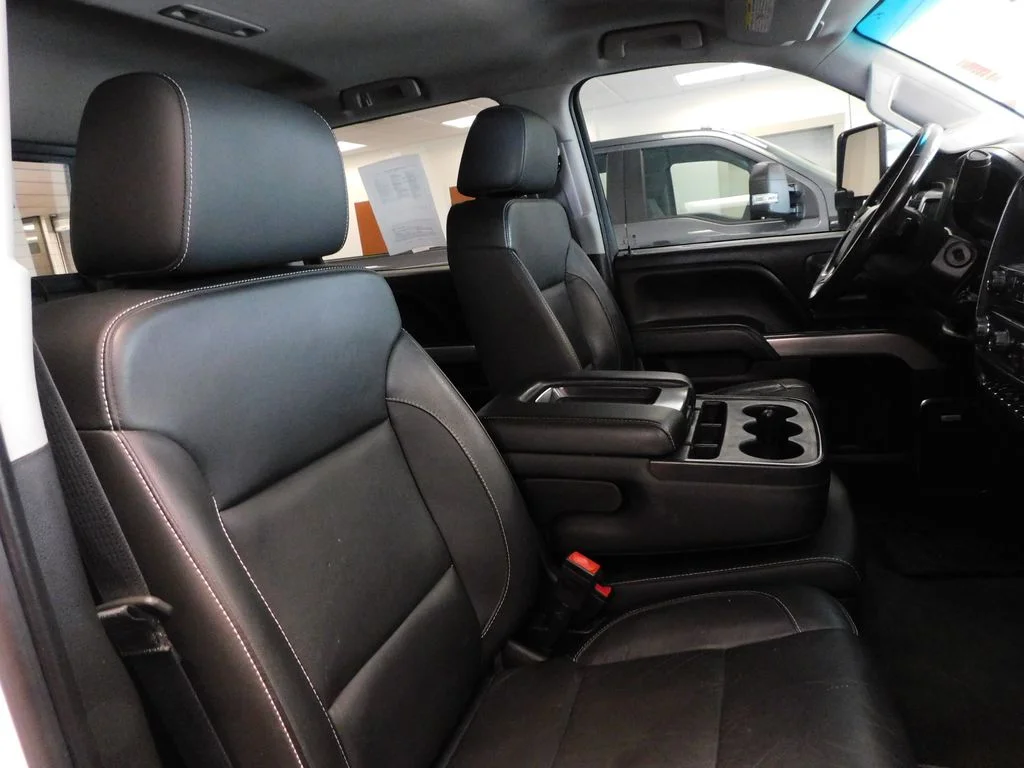 Used 2017 Summit White Chevrolet LTZ image 36